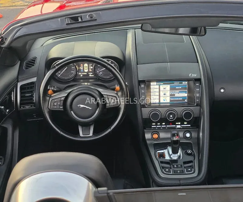 Jaguar F Type 2014 for Sale in Sharjah Image-9