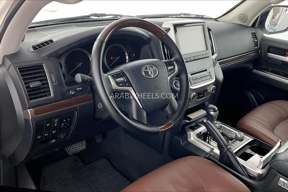 تويوتا لاند كروزر 2021 for Sale in دبي Image-19