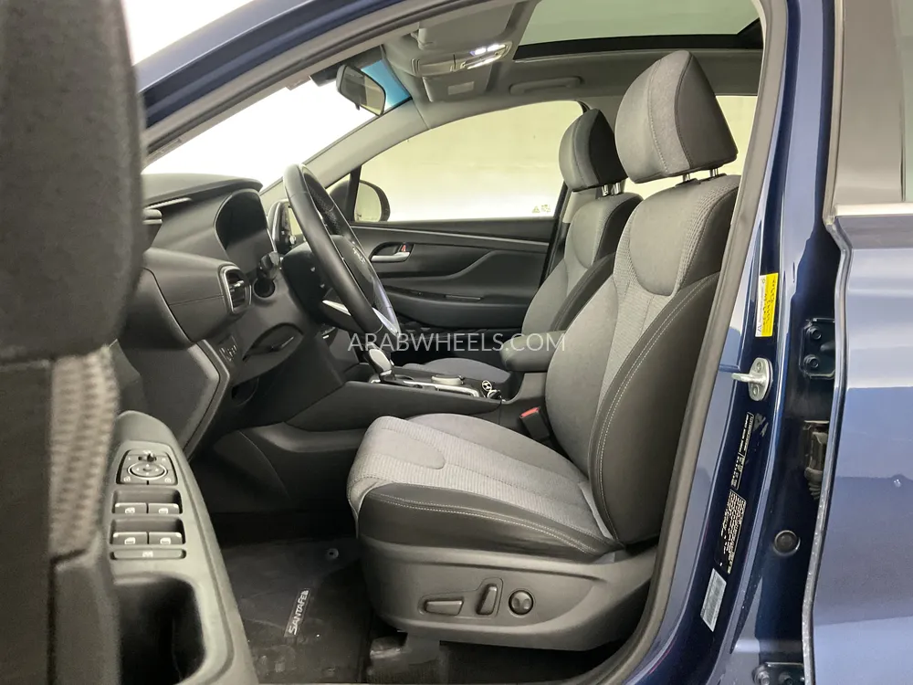 هيونداي سانتا في 2019 for Sale in الشارقة Image-8