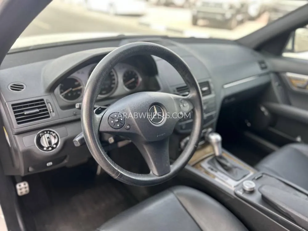 Mercedes Benz C Class 2008 for Sale in Dubai Image-9