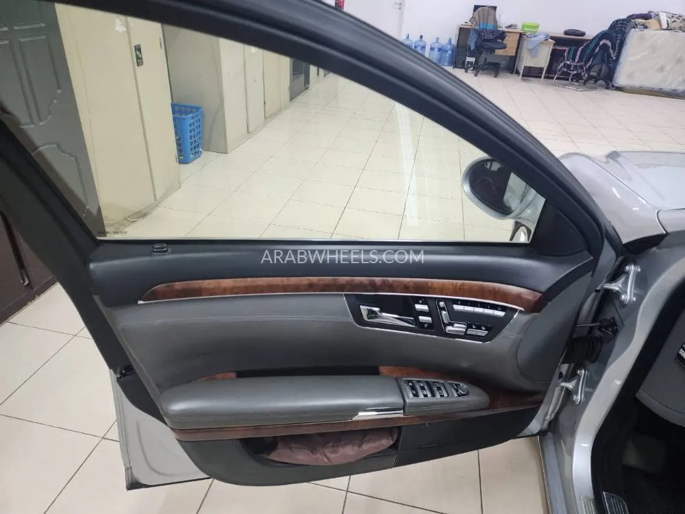 مرسيدس بنز كلاس S 2006 for Sale in دبي Image-7