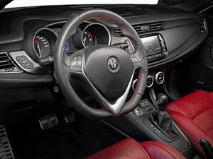 Alfa Romeo Giulietta Interior 