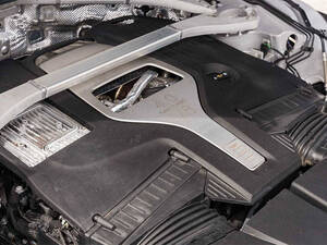 أستون مارتن DBX الخارجية 