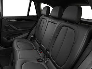 بي إم دبليو X1 الداخلية 