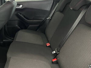 فورد فييستا الداخلية 