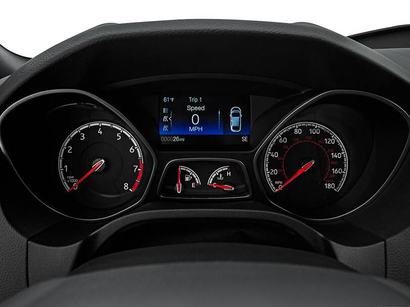 Ford Focus 3rd (C346) Generation Pictures: Explore 9 Images of Interior and Exterior Image-2