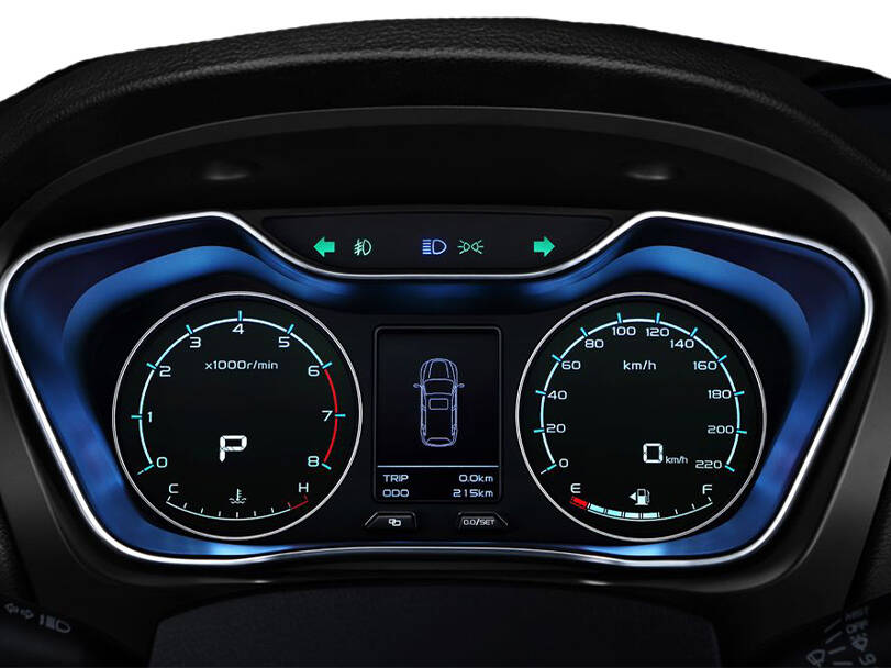 جيلي إمجراند X7 الداخلية 