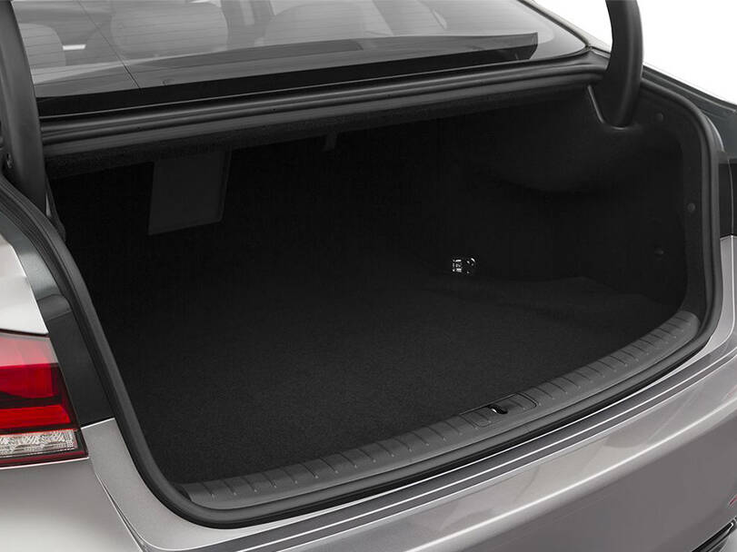 Genesis G80 1st (DH) Generation Pictures: Explore 19 Images of Interior and Exterior Image-17