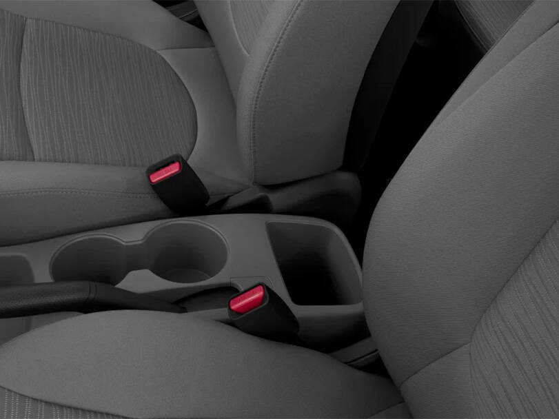 هيونداي أكسنت الداخلية 