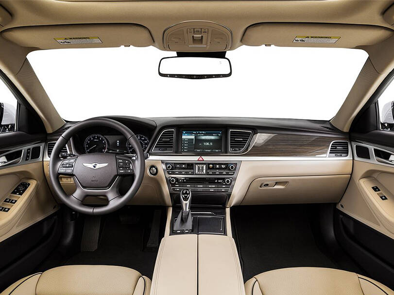 Hyundai Genesis Interior 