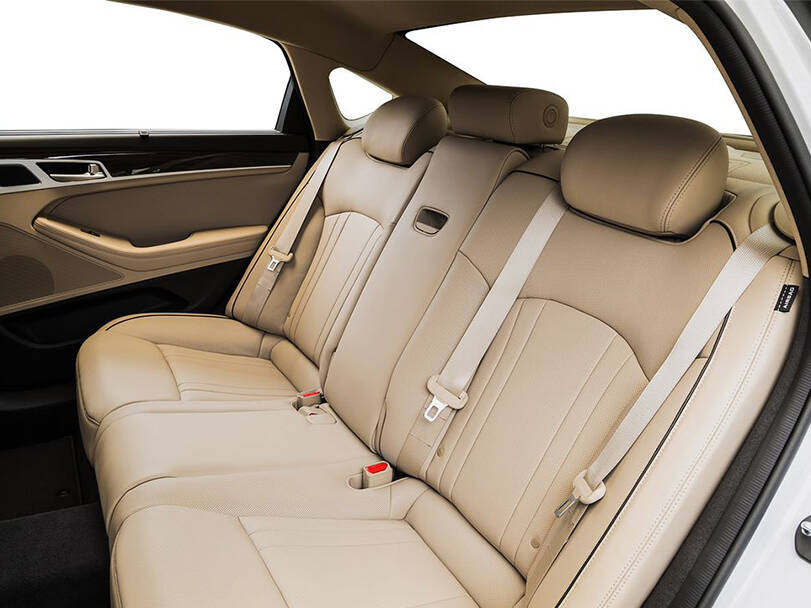 Hyundai Genesis Interior 