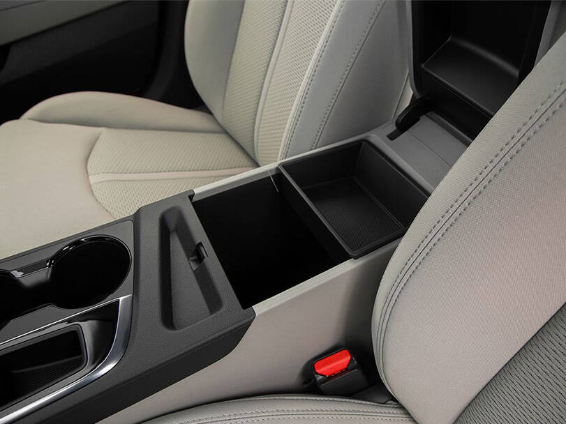 Hyundai Sonata 7th (LF) Generation Pictures: Explore 16 Images of Interior and Exterior Image-11