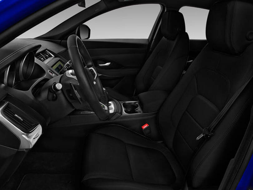 جاكوار إي بيس 2025 Interior 