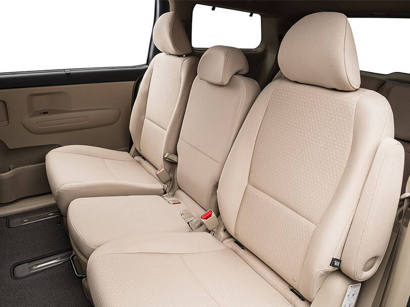 Kia Carnival Interior 