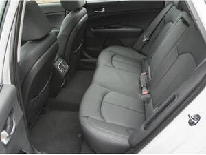 كيا أوبتيما الداخلية 