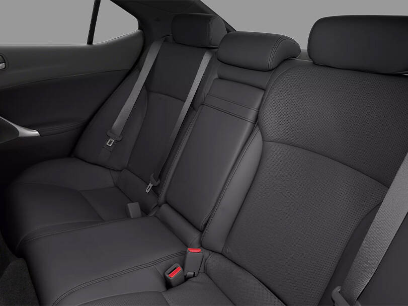 لكزس IS الجيل الثاني (XE20) الداخلية 