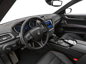 مازيراتي جيبلي الداخلية 