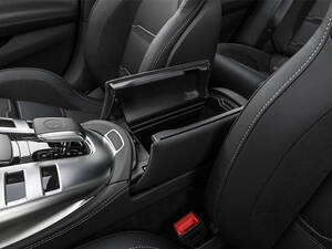 مرسيدس بنز AMG جي تي الداخلية 