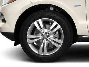 مرسيدس بنز M Class الخارجية 