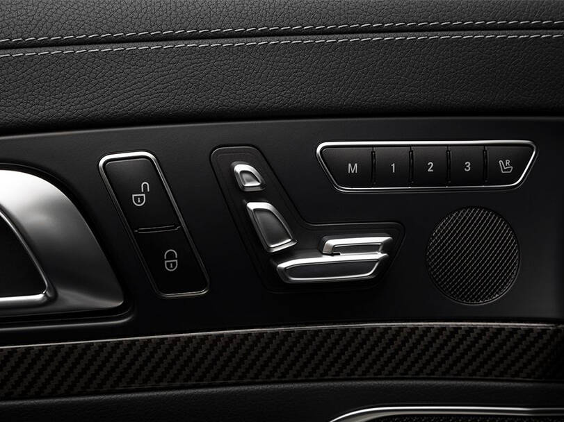 مرسيدس بنز كلاس SL الجيل السادس (R231) الداخلية 