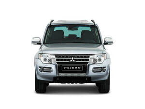 ميتسوبيشي باجيرو الخارجية 