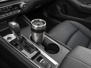 نيسان التيما الداخلية 