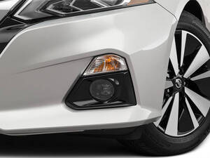 نيسان التيما الخارجية 