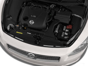 نيسان ماكسما الخارجية 