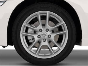 نيسان ماكسما الخارجية 