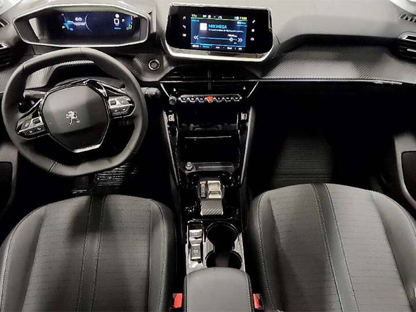 بيجو 208 الداخلية 