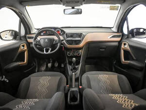 Peugeot 2008 Interior 