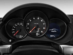 بورشه كايمان الداخلية 