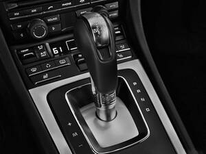 بورشه كايمان الداخلية 