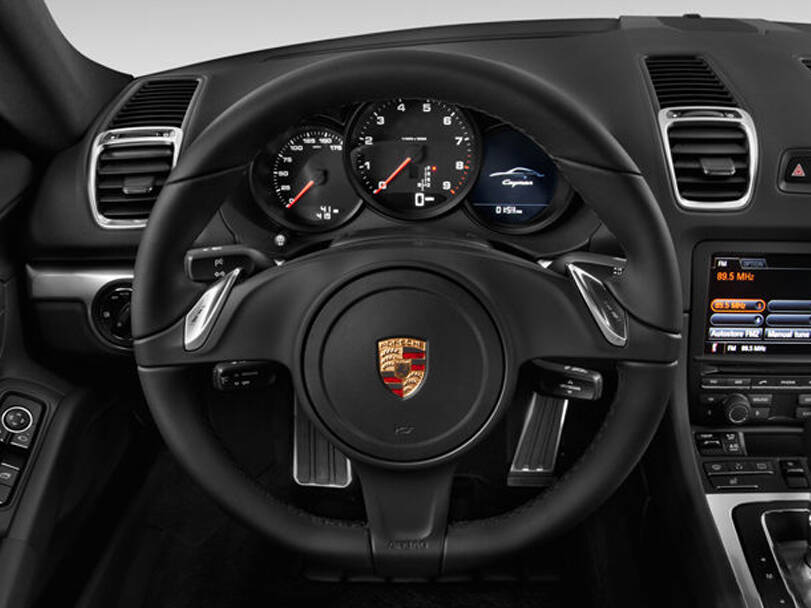 بورشه كايمان الداخلية 