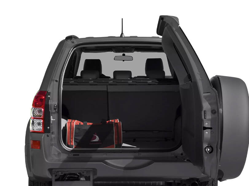 سوزوكي فيتارا الجيل الرابع (LY) الداخلية 