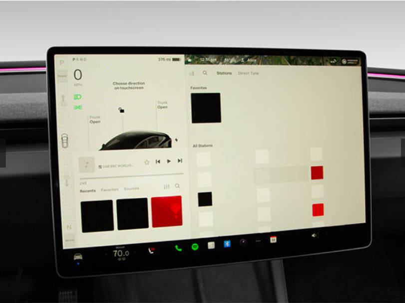 Tesla Model 3 2025 Interior 