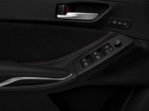 تويوتا أفالون الداخلية 