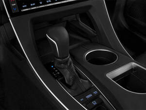 تويوتا أفالون الداخلية 