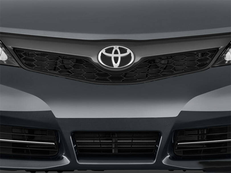 تويوتا كامري XV50 الخارجية 