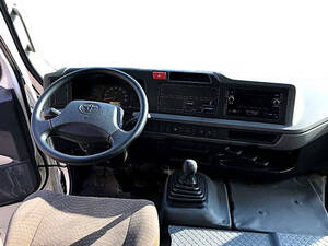 تويوتا كوستر الداخلية 