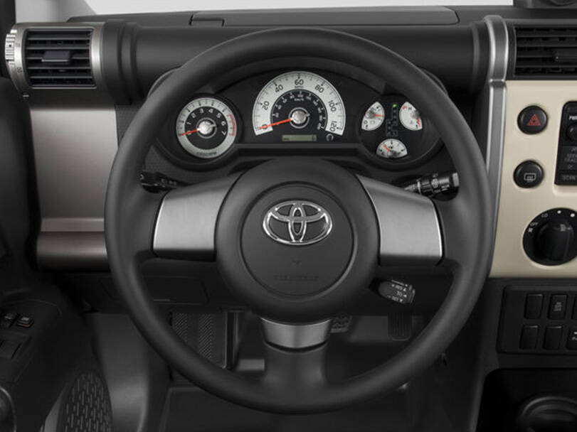 Toyota FJ Cruiser 2024 Interior 