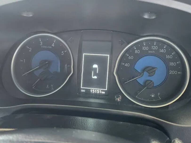 Toyota Hilux 2025 Interior 