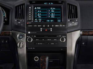 تويوتا لاند كروزر الداخلية 