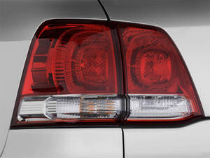 تويوتا لاند كروزر الجيل الرابع (J200)