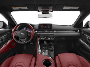 تويوتا سوبرا الداخلية 