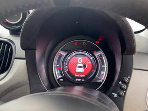 Abarth 595 Interior 