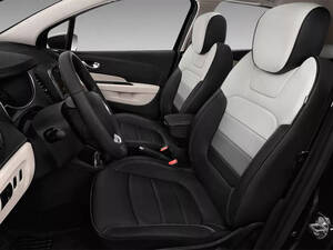 Renault Captur Interior 