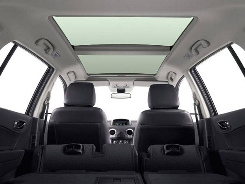 رينو كوليوس الجيل الأول (HY) الداخلية 