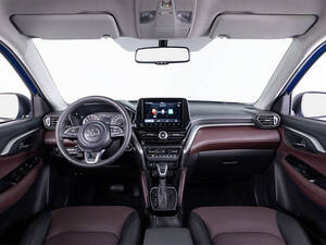 تويوتا أوربن كروزر الداخلية 