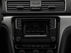 Volkswagen Passat Interior 